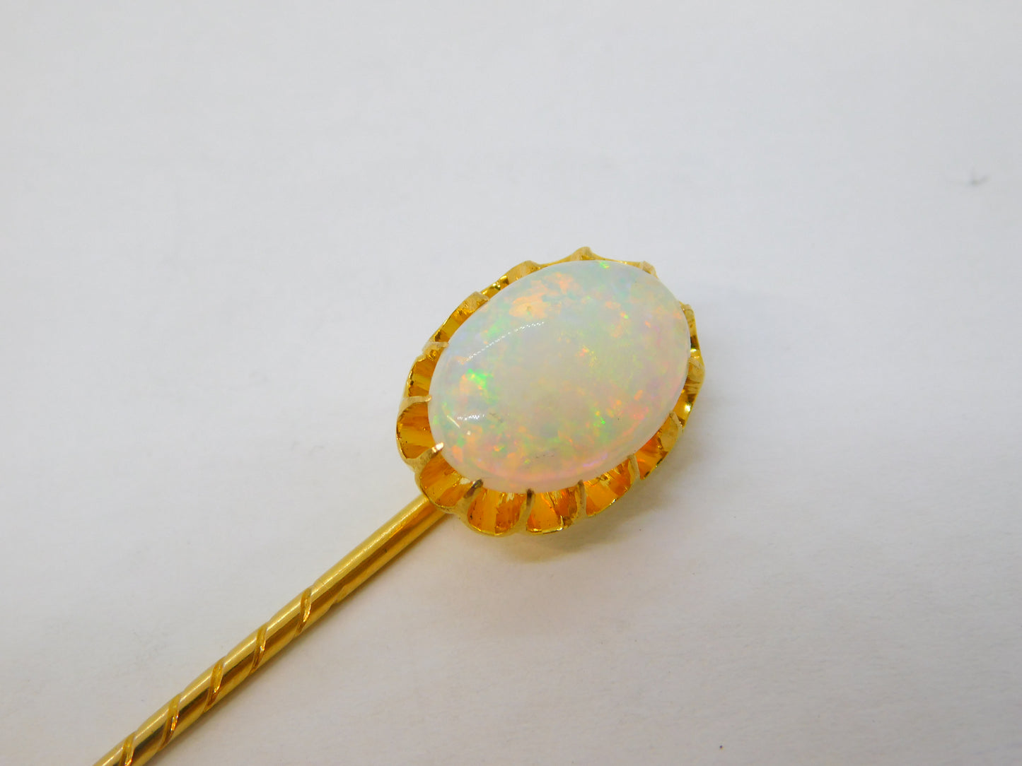 Victorian 18ct Yellow Gold Cabochon White Opal Stick Pin Antique c1890