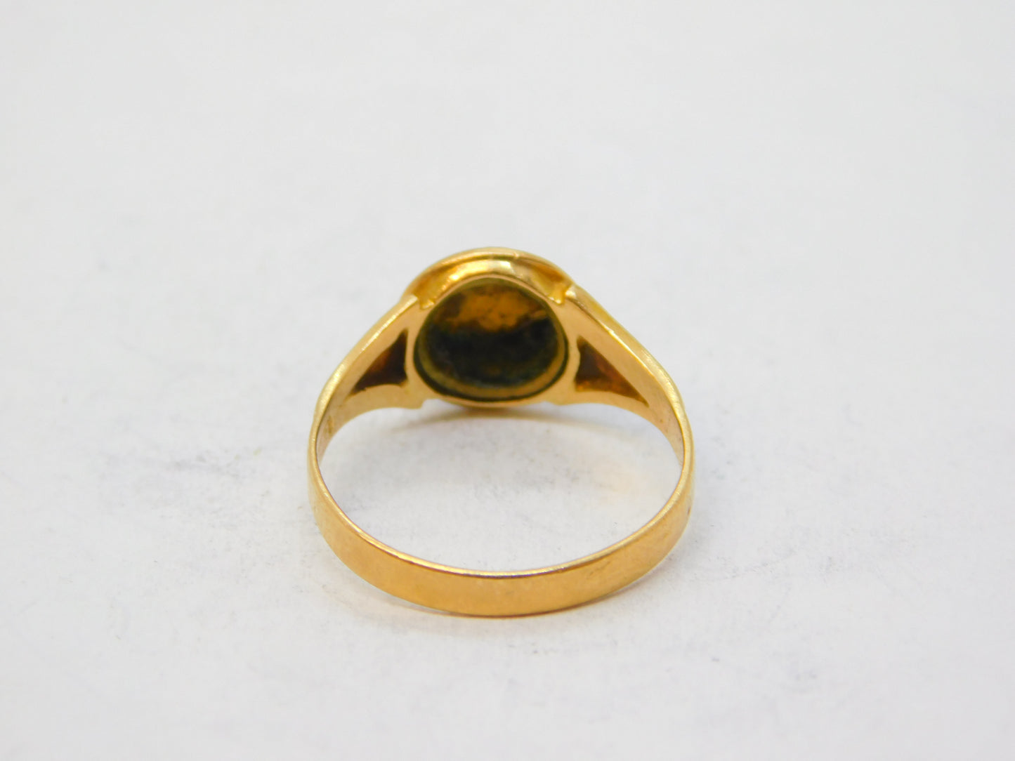 Victorian 18ct Gold Black Enamel 'In Memory Of' Mourning Ring Antique 1870 Birmingham