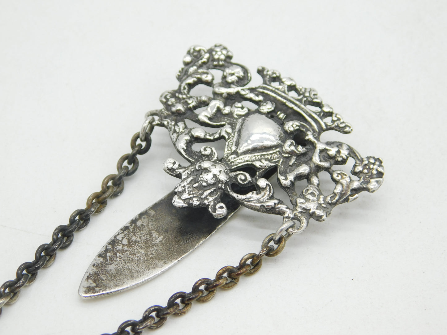 Victorian Sterling Silver Nouveau Pattern Sewing Chatelaine Antique 1890 London