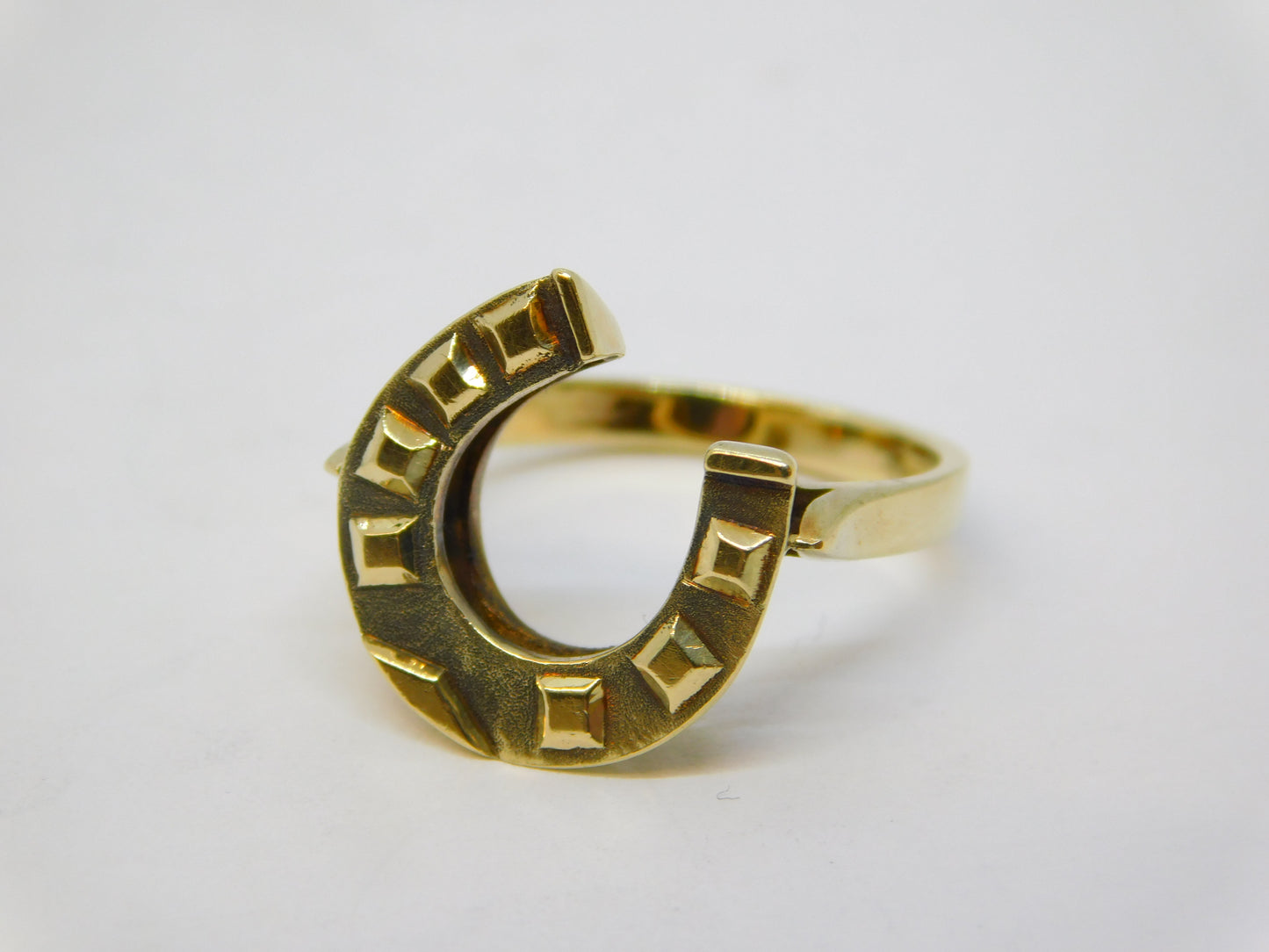 14ct Yellow Gold Lucky Horseshoe Dress Ring Vintage c1970 Continental