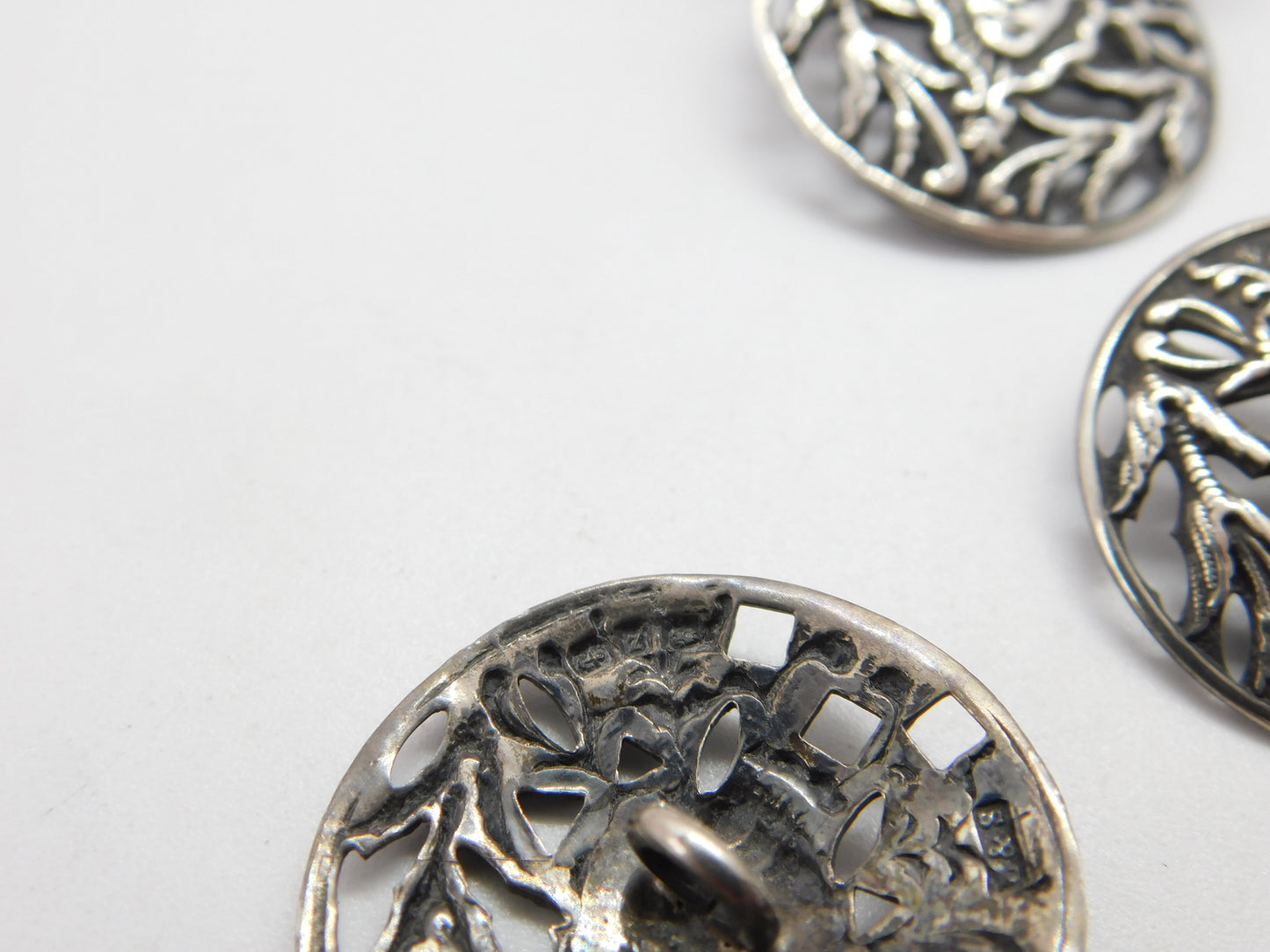 Victorian Set of Sterling Silver Dress Buttons Elizabethan Figure 1899 Antique