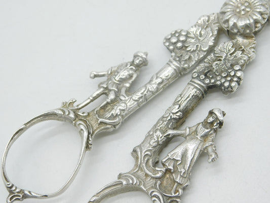 Sterling Silver Regency Couple & Floral Pattern Grape Scissors 1970 Vintage