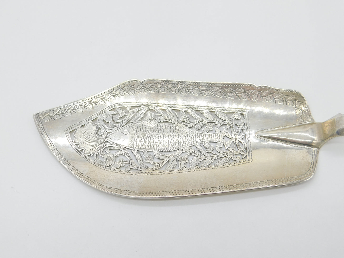 Georgian Large Sterling Silver Fish Slice With Fish Pattern Antique 1825 London