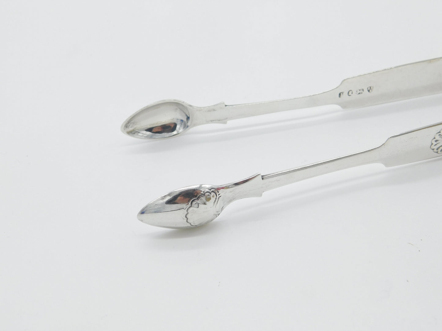 Newcastle Assay Georgian Sterling Silver Scallop Pattern Sugar Tongs 1805