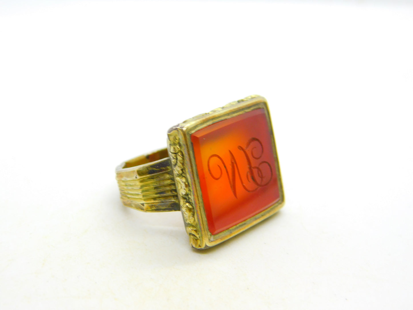 George III 9ct Gold, Carnelian Agate 'VL' Initial Seal Signet Ring Antique c1790