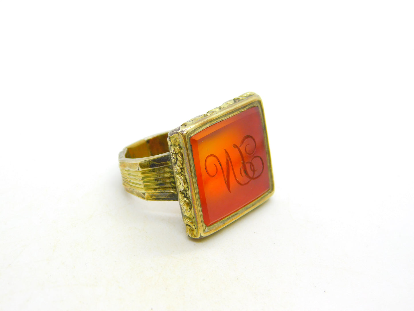 George III 9ct Gold, Carnelian Agate 'VL' Initial Seal Signet Ring Antique c1790