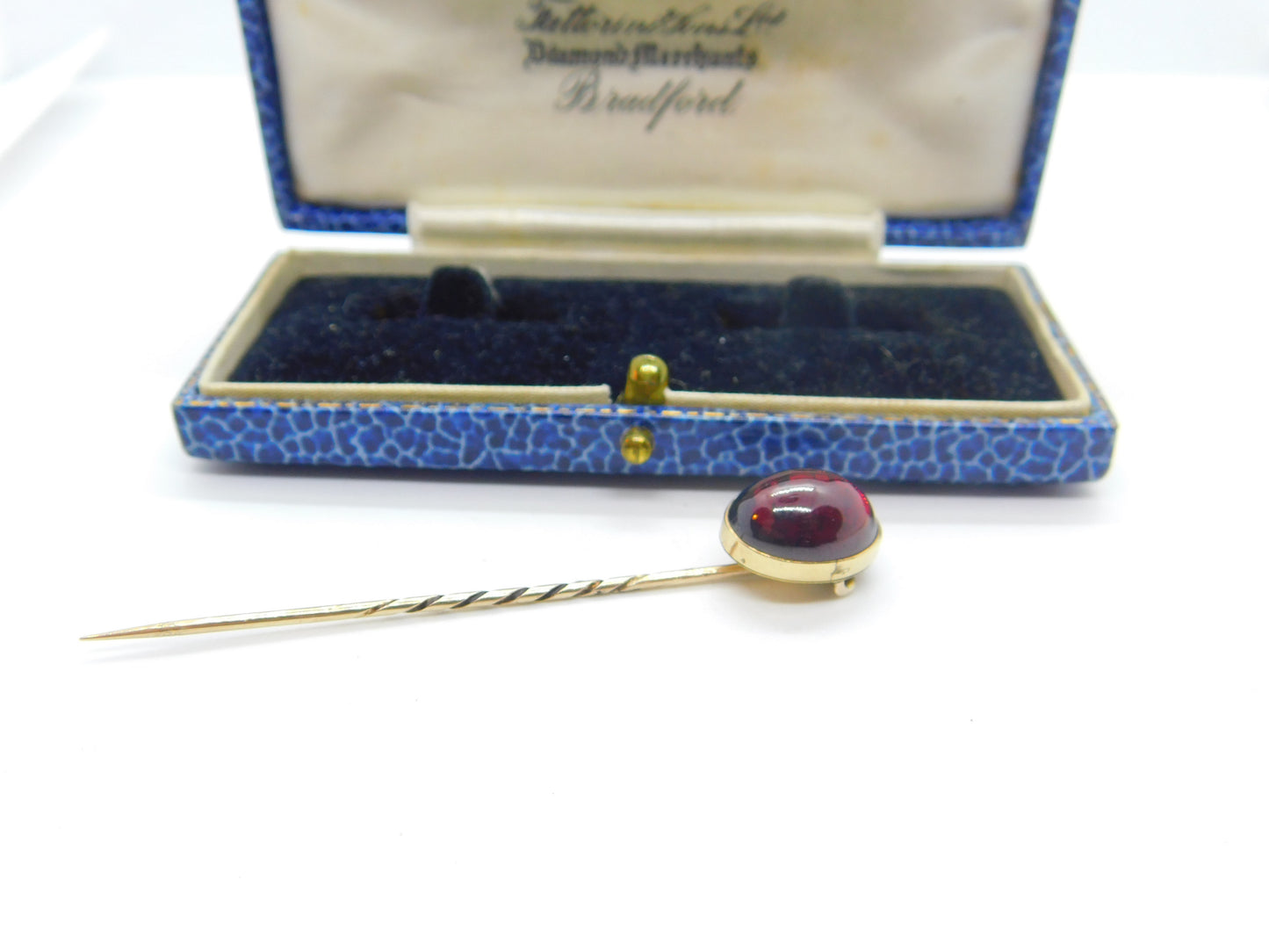 Victorian 9ct Gold & Cabochon Almandine Garnet Set Stick Pin Antique c1860