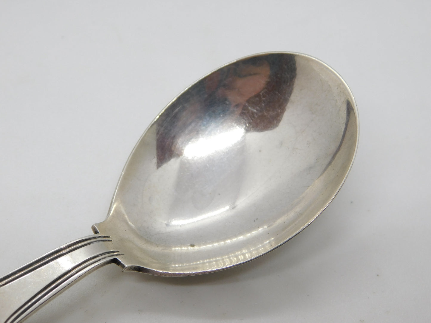 George III Sterling Silver Dog Crest Tea Caddy Spoon 1809 London
