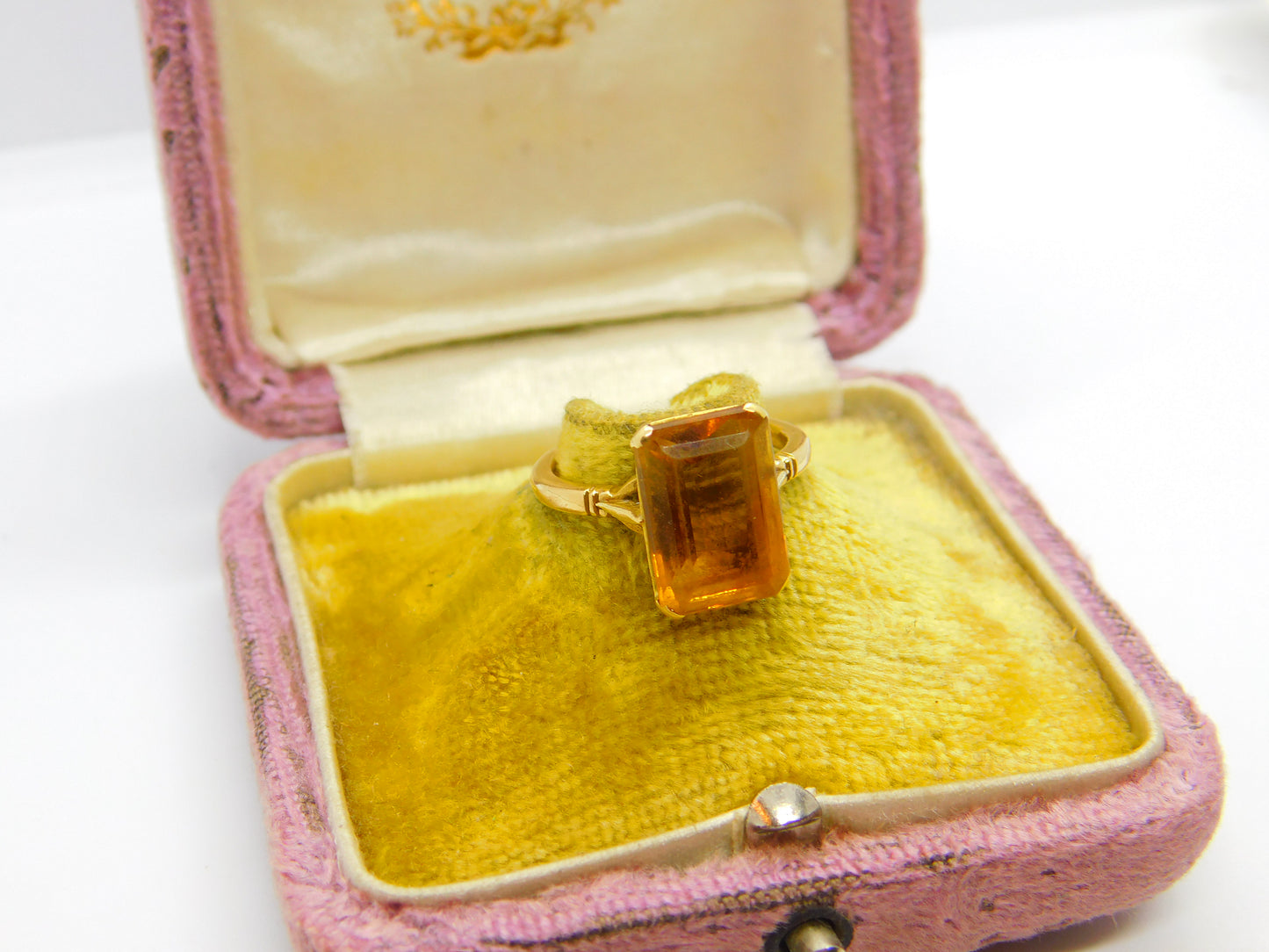 18ct Yellow Gold & Emerald Cut Natural Citrine Cocktail Ring Antique c1920