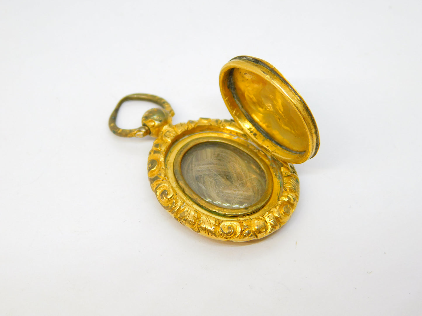 Victorian 18ct Gold Back & Front Floral Mourning Locket Pendant Antique c1890