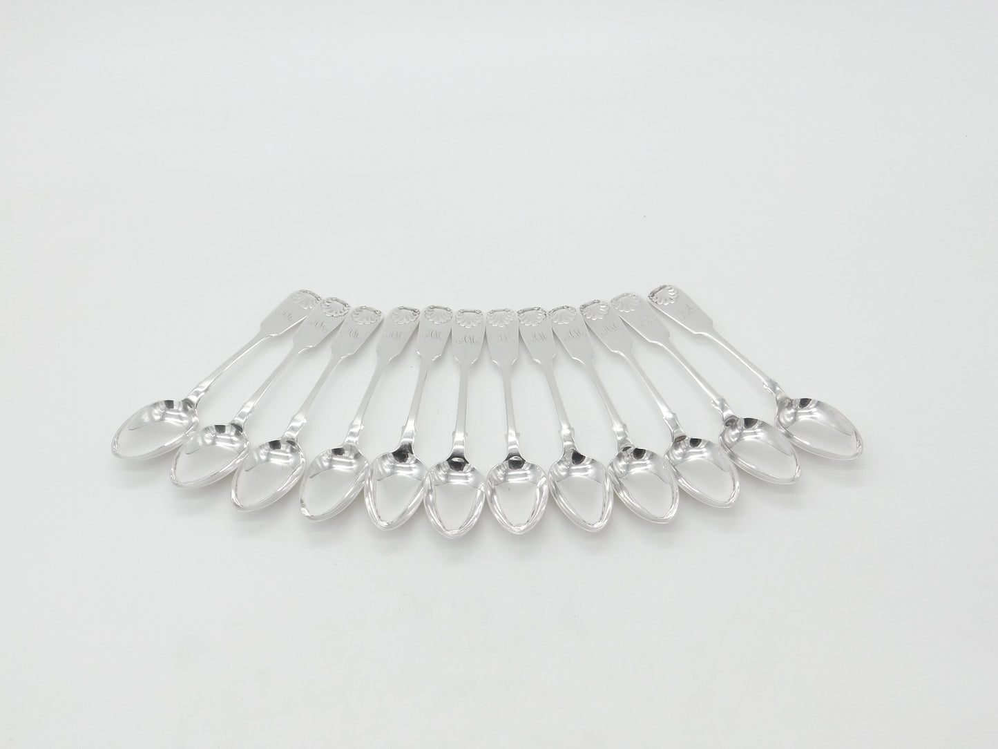 Victorian Scottish Set of 12 Sterling Silver Queens Pattern Teaspoons 1845 Edinburgh