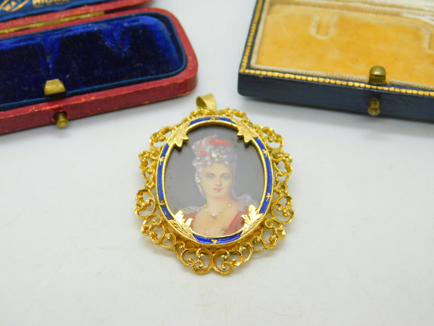 18ct Yellow Gold & Enamel Victorian Revival Portrait Miniature Pendant c1950