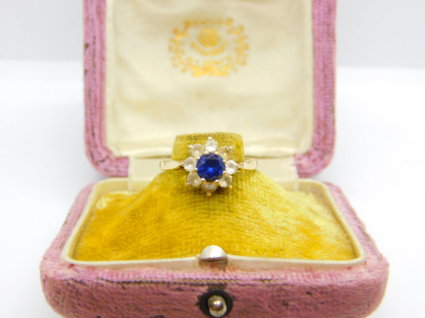 9ct Yellow Gold, Blue & White Paste Stone Set Floral Cluster Ring 1969 Vintage