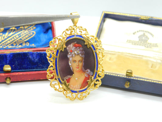 18ct Yellow Gold & Enamel Victorian Revival Portrait Miniature Pendant c1950