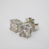 Pair of 18ct White Gold & 1.5ct Brilliant Cut Diamond Stud Earrings Vintage