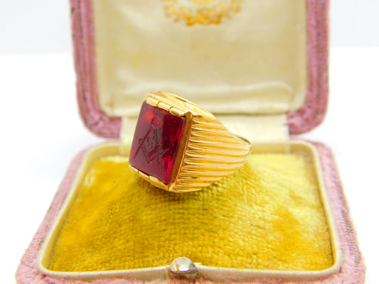 Victorian 18ct Gold Signet Ring with Carved Ruby Masonic Intaglio Crest c1860