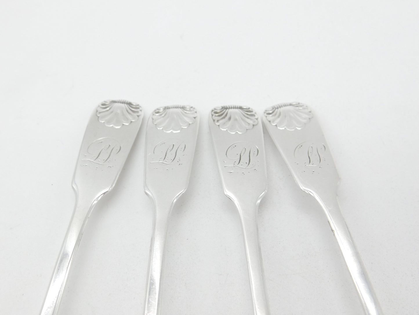 Georgian Set of Sterling Silver Queens Pattern Teaspoons 1827 Newcastle