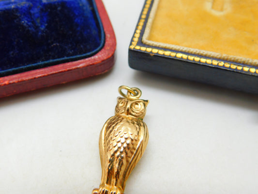 9ct Yellow Gold Wise Owl Charm Pendant Vintage 1967 London