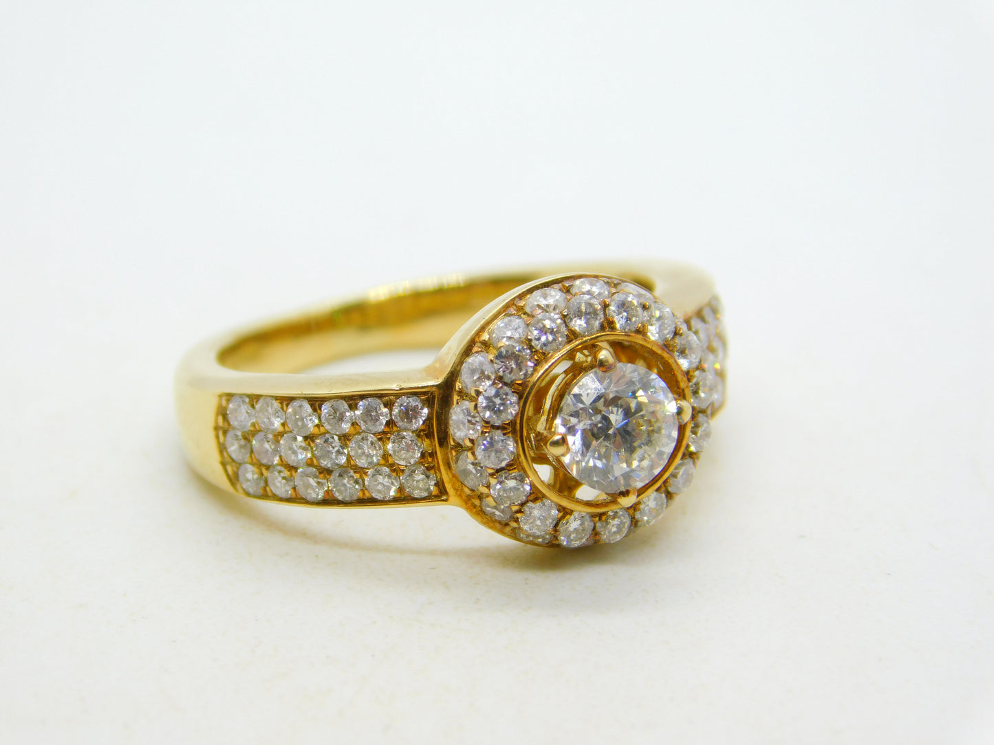 18ct Yellow Gold & 0.5ct Round Cut Diamond Halo Ring Vintage c2000