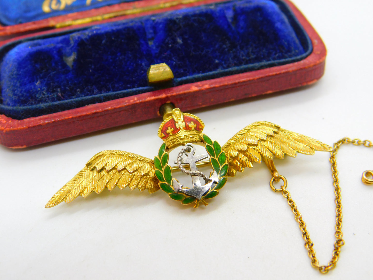 WWII 9ct Yellow Gold & Enamel Royal Fleet Air Arm Sweetheart Brooch c1940