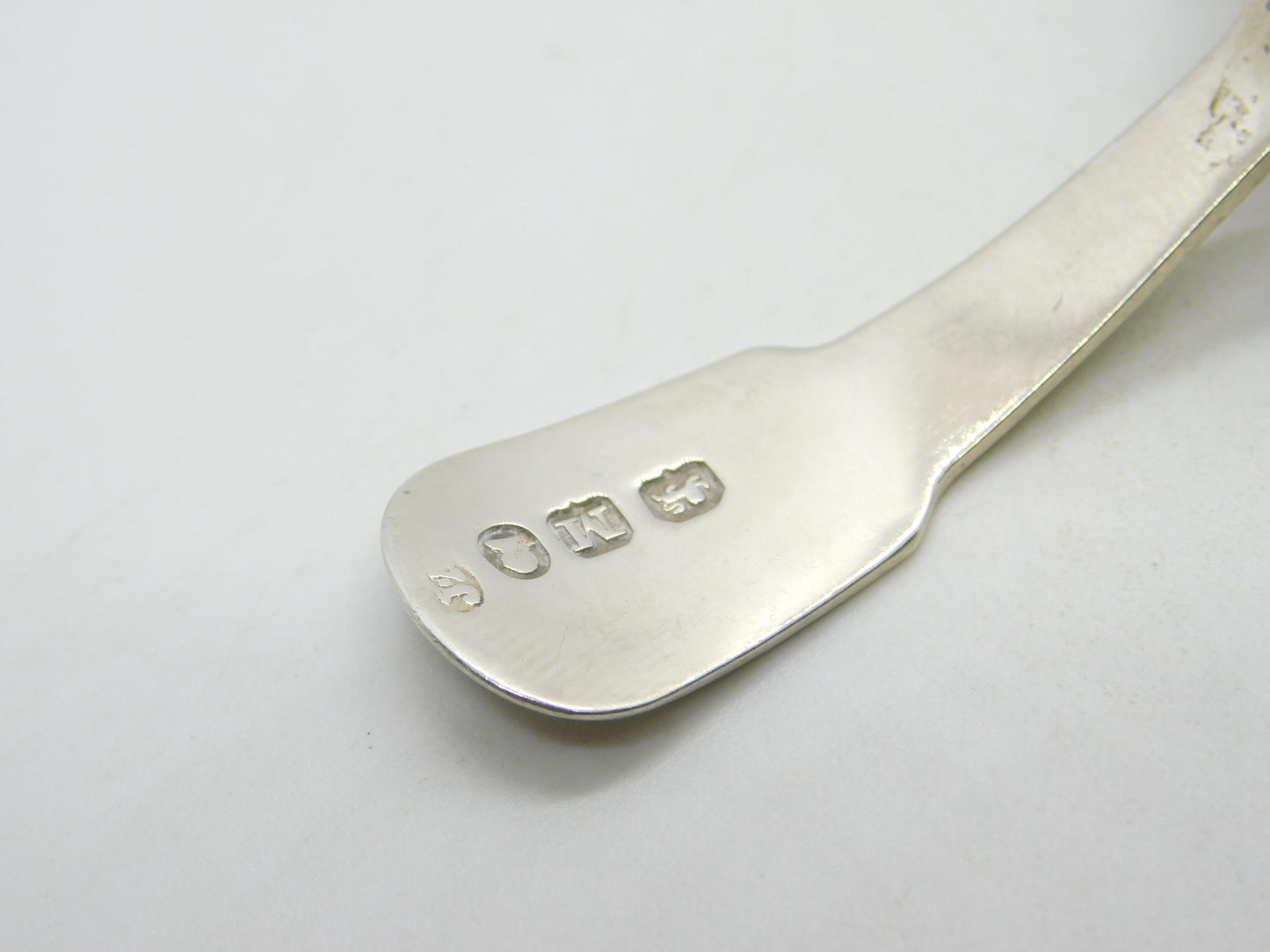George III Sterling Silver Lion Crest Tea Caddy Spoon Antique 1807 London