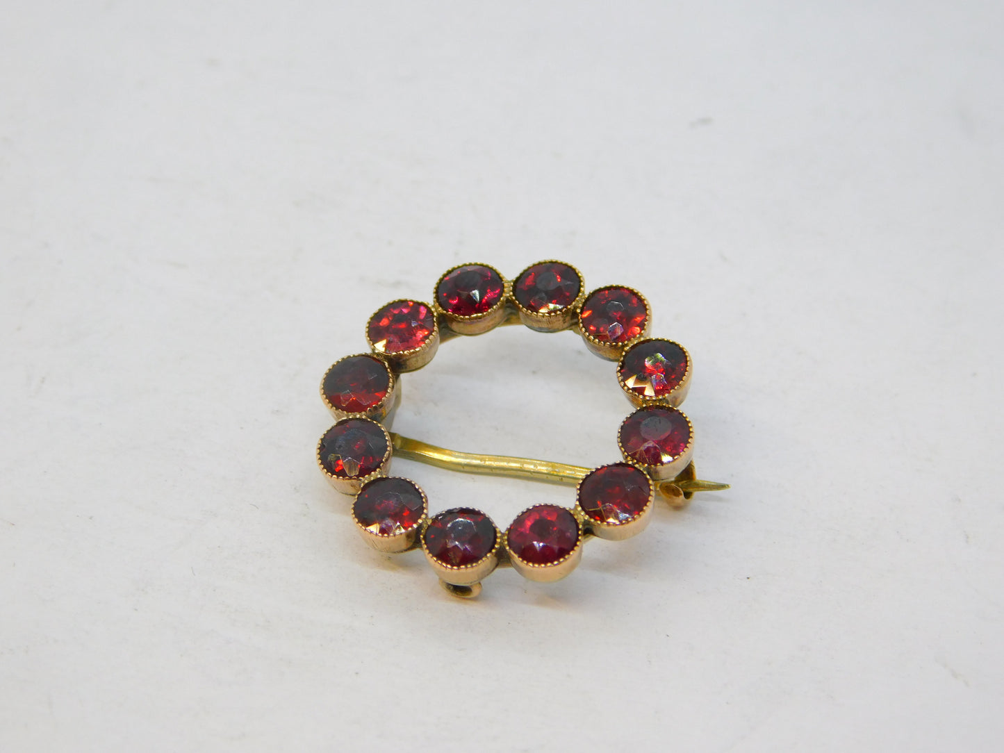 Victorian 9ct Rose Gold & Bohemian Garnet Set Wreath Brooch Antique c1880