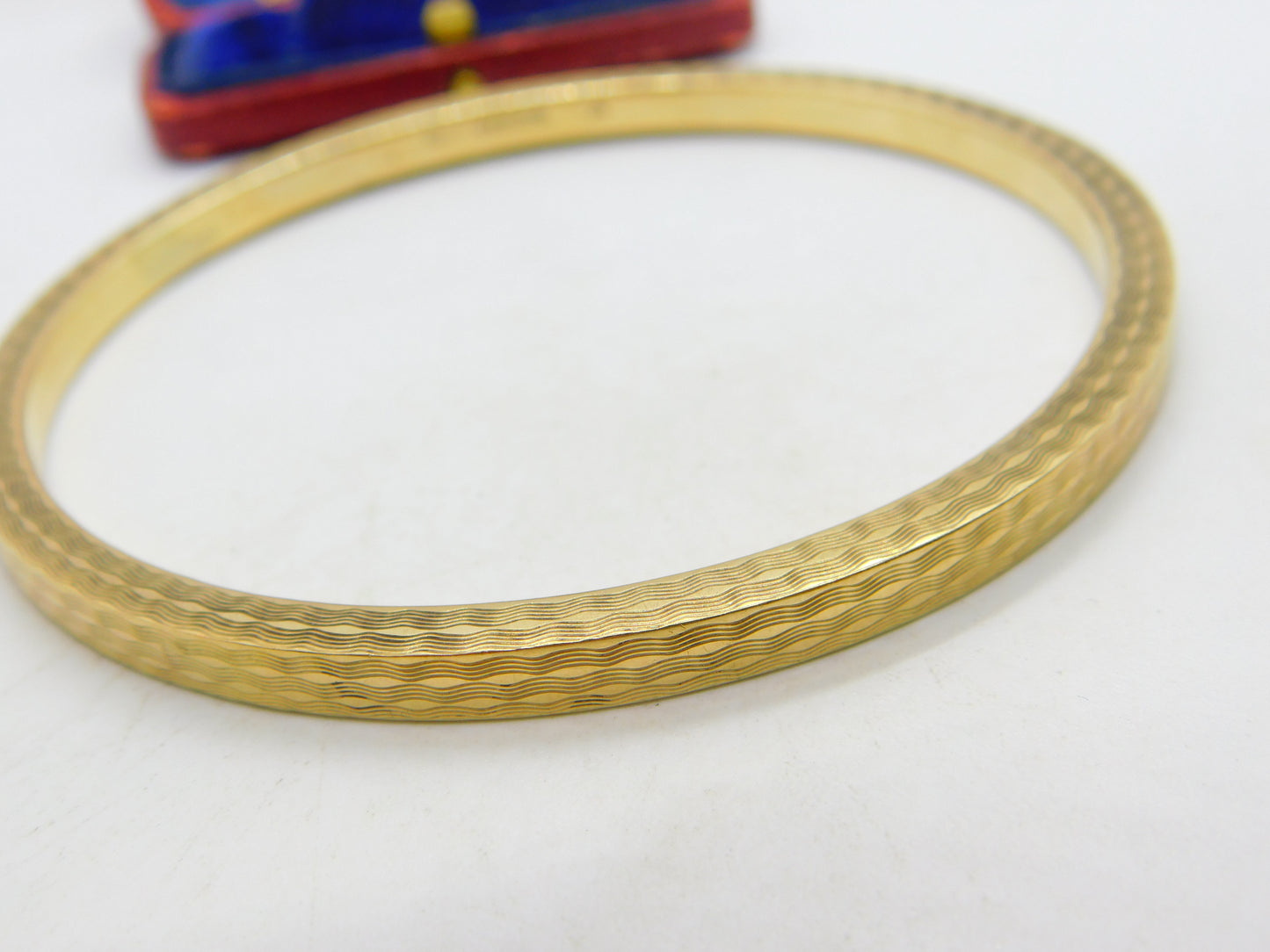 9ct Yellow Gold Engine Turned 'Slave' Bangle Bracelet 1925 Birmingham Antique