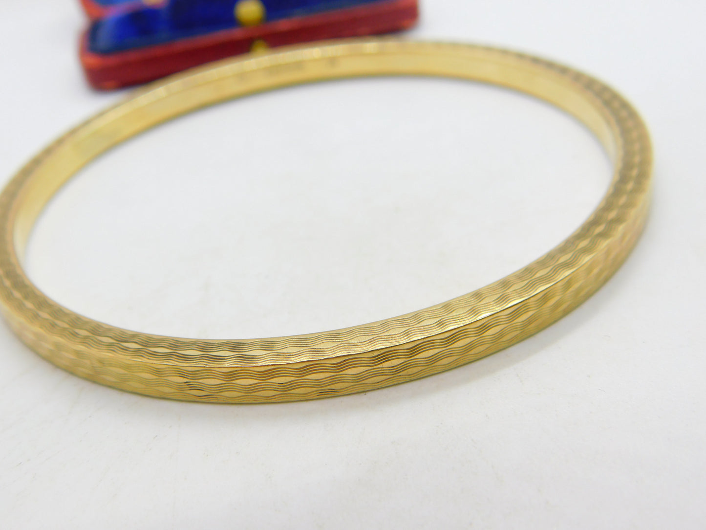 9ct Yellow Gold Engine Turned 'Slave' Bangle Bracelet 1925 Birmingham Antique