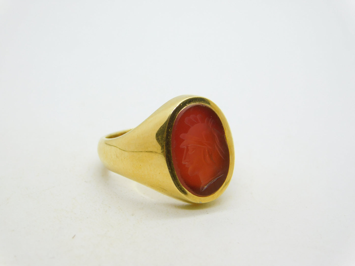 18ct Yellow Gold Carnelian Agate Centurion Intaglio Signet Ring Vintage 1968 London