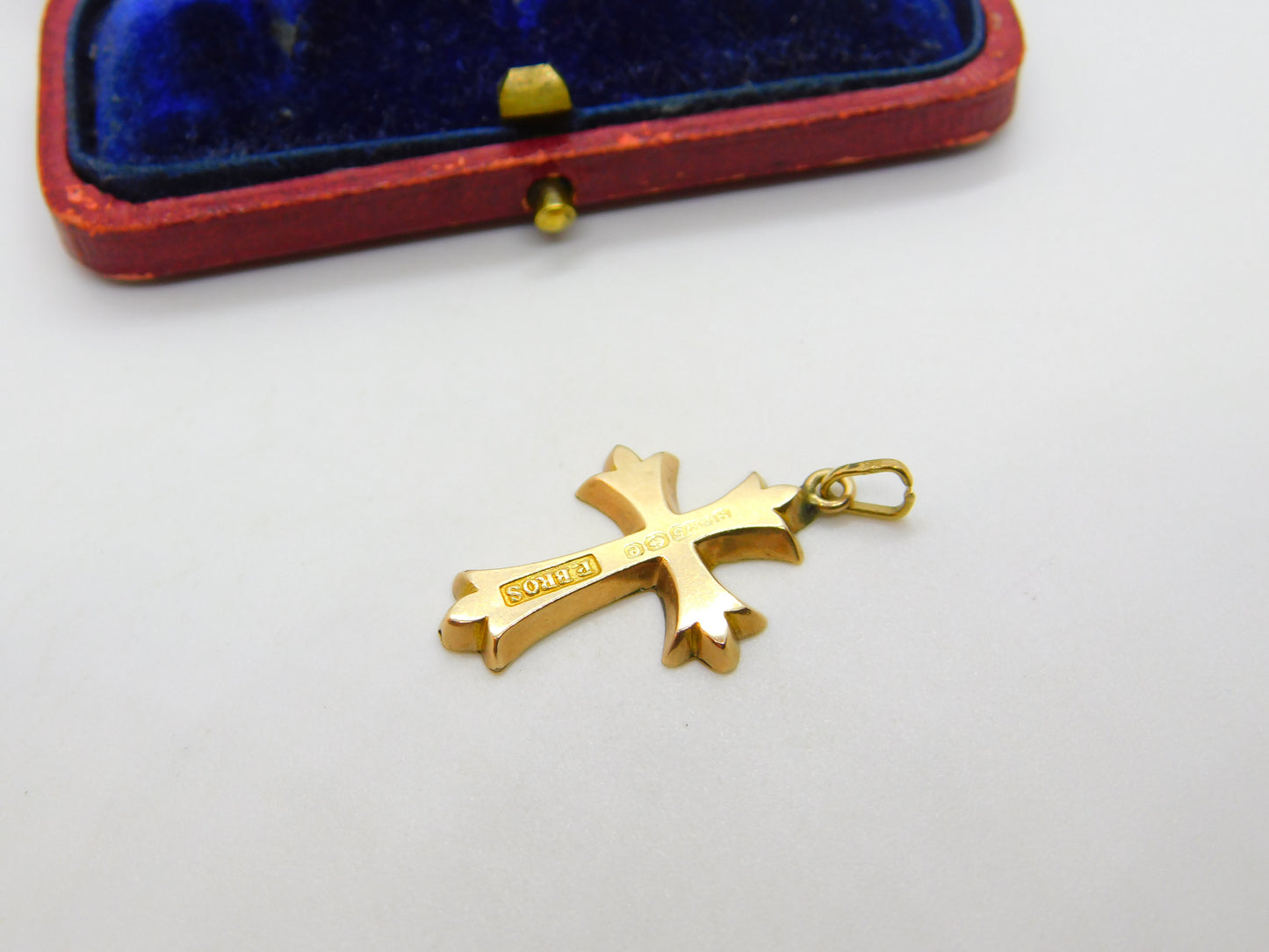 Edwardian 9ct Yellow Gold Floral Pattern Cross Pendant 1904 Birmingham Antique