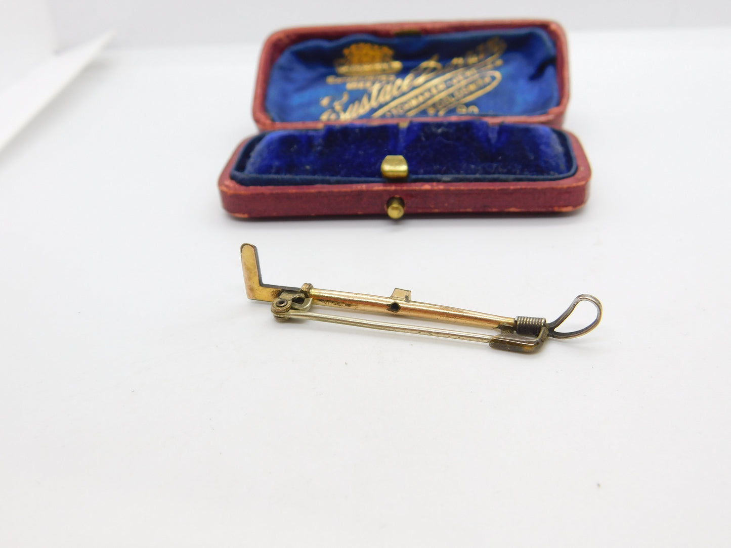 9ct Gold & Sterling Silver Hunting Riding Crop Brooch with Sapphire c1920