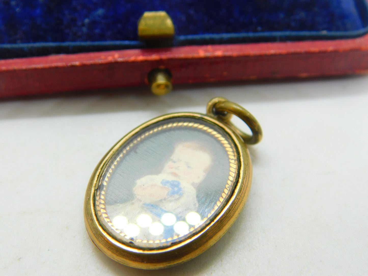 Victorian 9ct Gold & Enamel 'In Memory Of' Watercolour Miniature Locket Antique