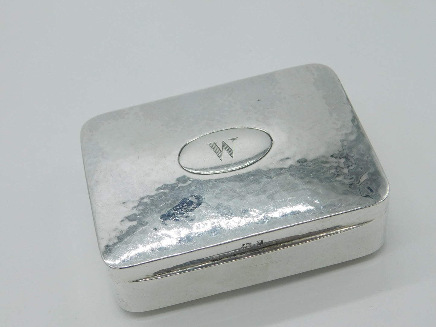 Arts & Crafts Planished Sterling Silver Box 'W' Initial Antique 1906 Edwardian