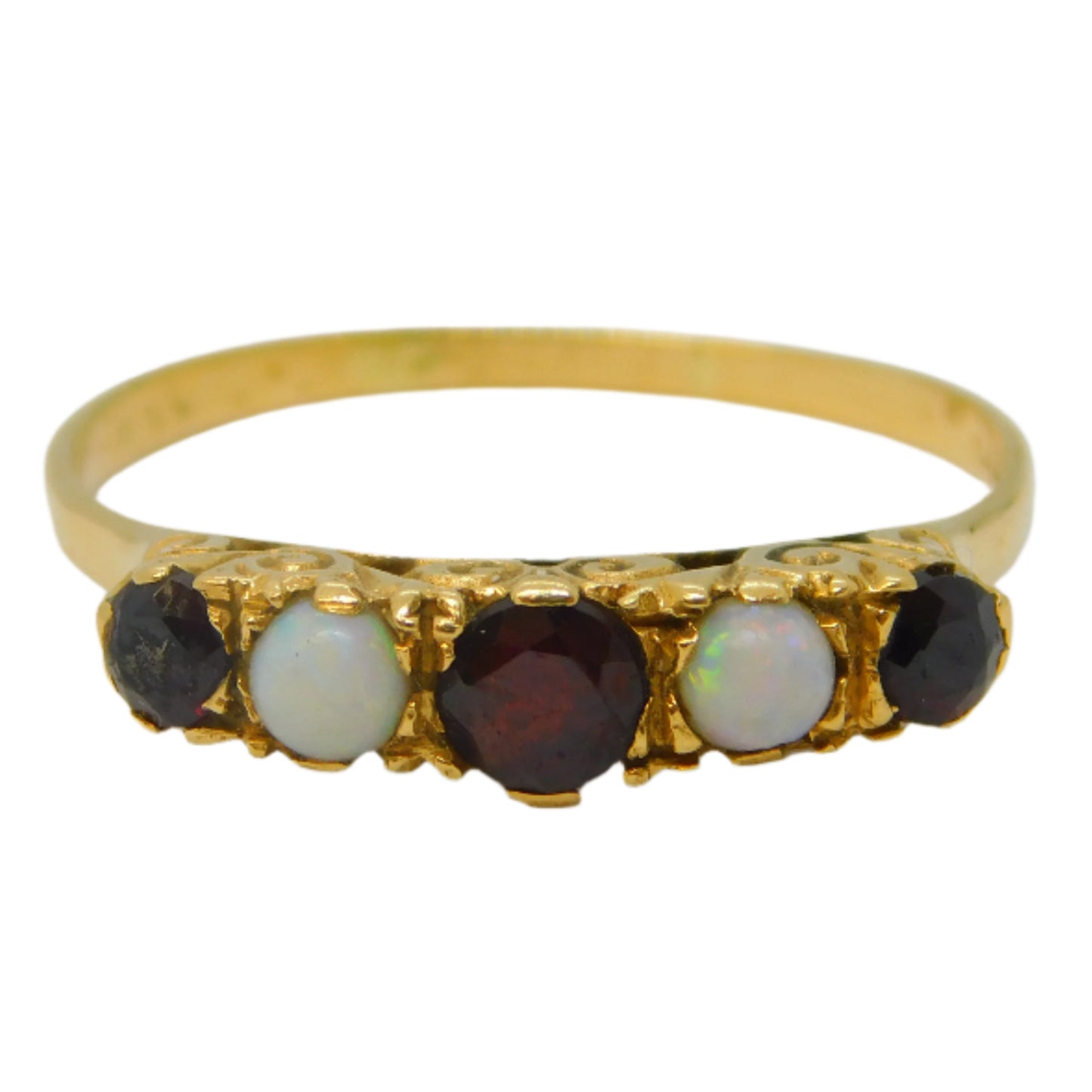 18ct Yellow Gold, Bohemian Garnet & Opal Five-Stone Ring Vintage c1970
