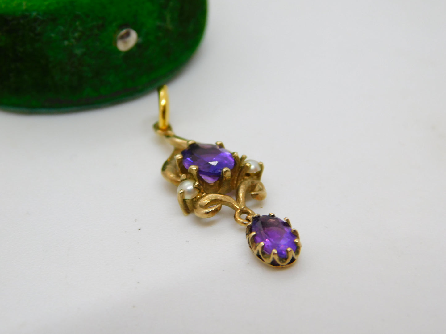 9ct Yellow Gold, Seed Pearl & Amethyst Set Lavalier Drop Pendant Antique c1920