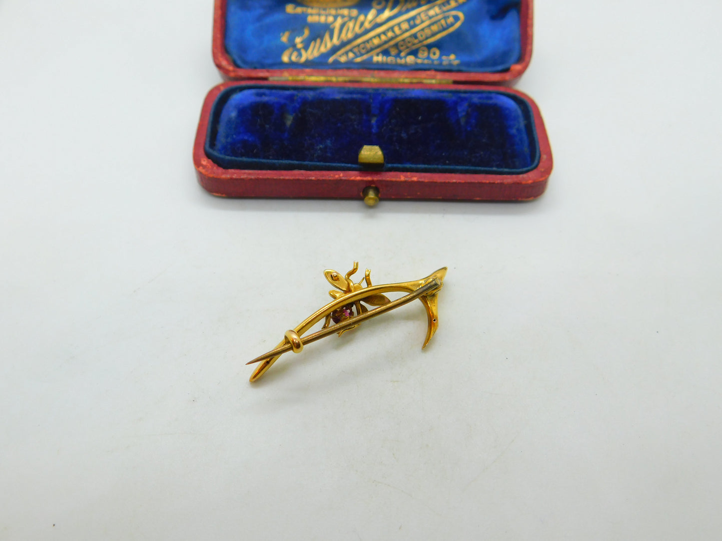 15ct Yellow Gold Wishbone Form Insect Bug Brooch With Pearl & Garnet Edwardian