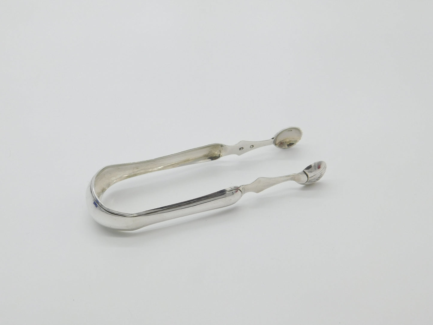 Scottish Sterling Silver Georgian Scallop Shell Sugar Tongs A. Zeigler c1800