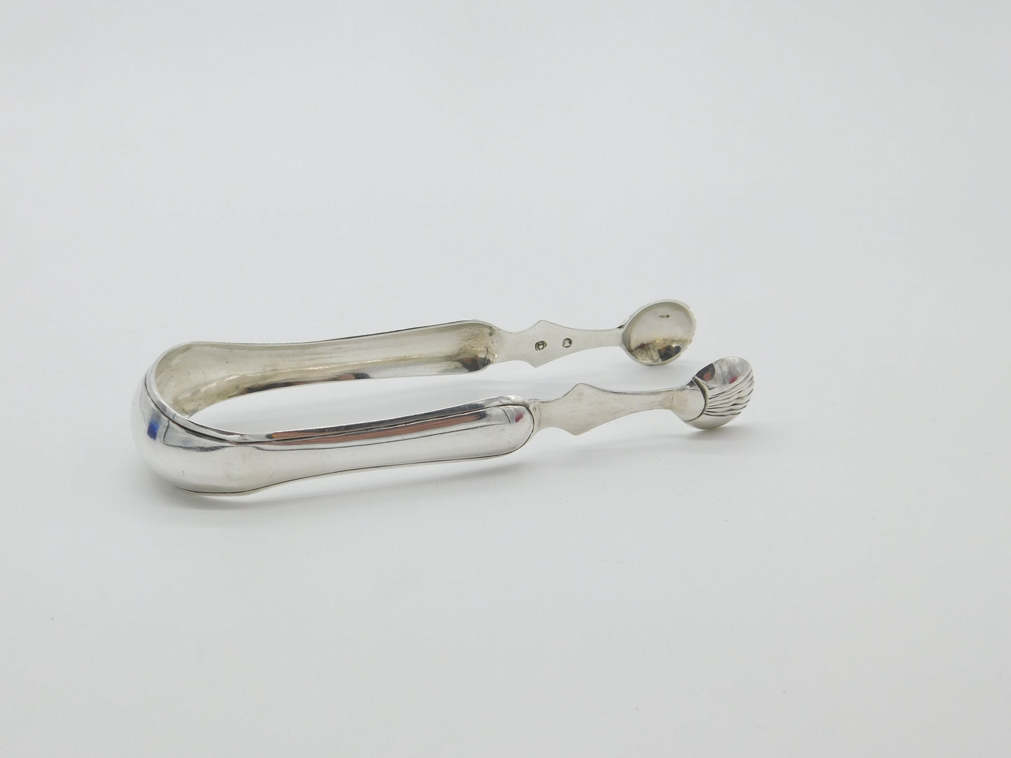 Scottish Sterling Silver Georgian Scallop Shell Sugar Tongs A. Zeigler c1800