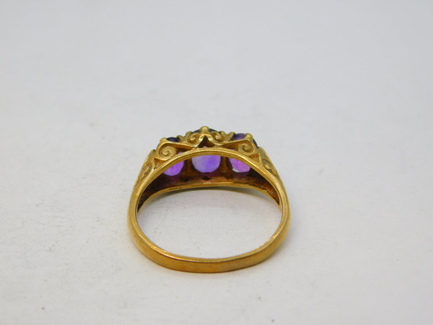 9ct Yellow Gold Three-Stone Graduating Boat Ring Vintage c1970