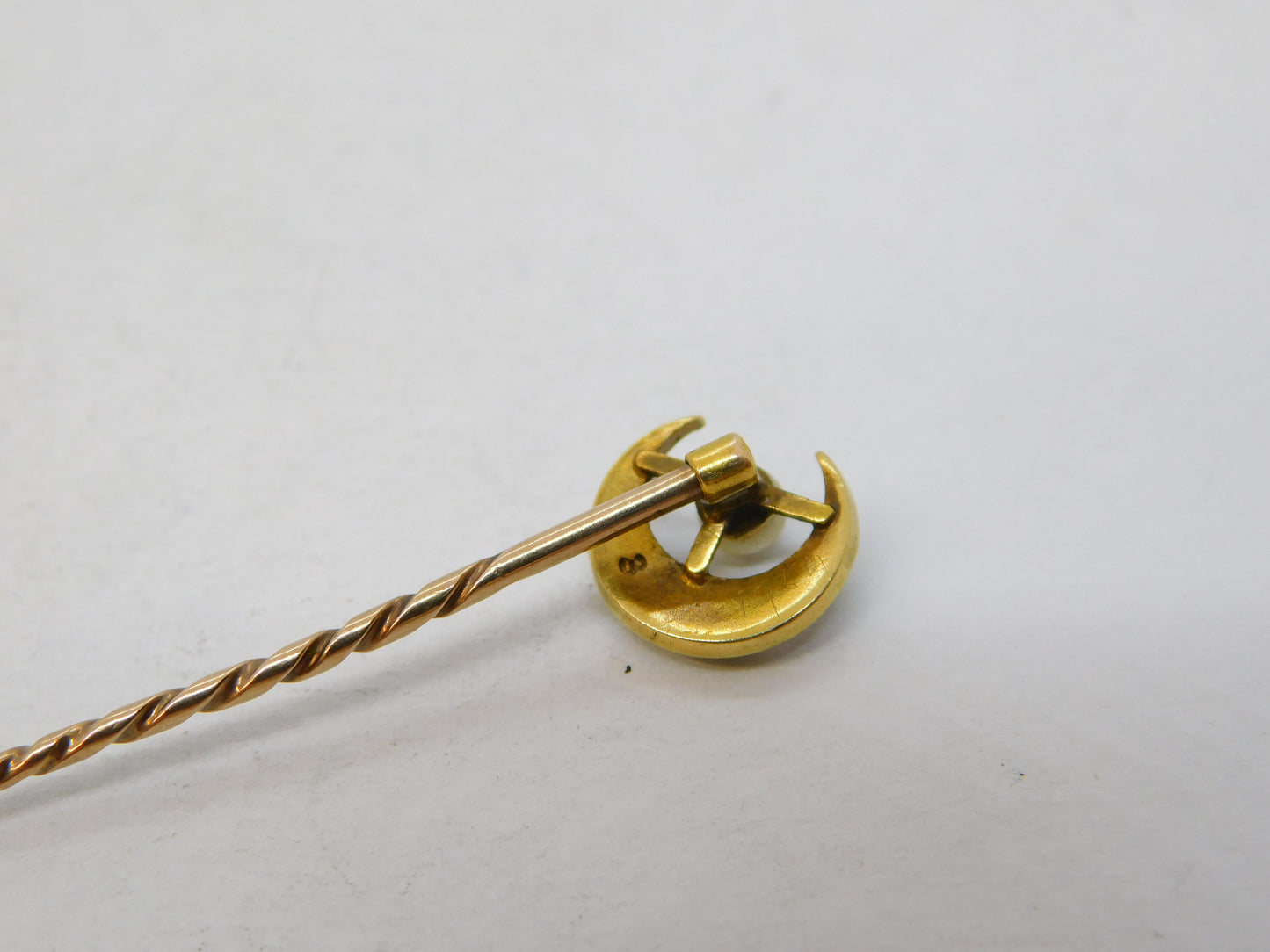 Victorian 15ct Yellow Gold Seed Pearl Crescent Moon Stick Pin Antique c1880