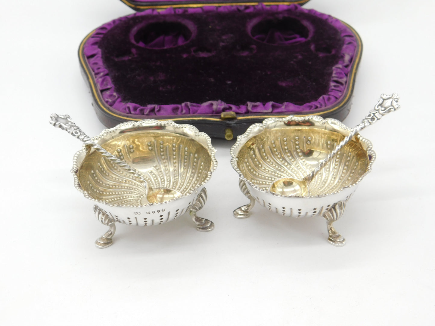 Boxed Set of Victorian Sterling Silver Salt Cellars & Spoons Antique 1881 London