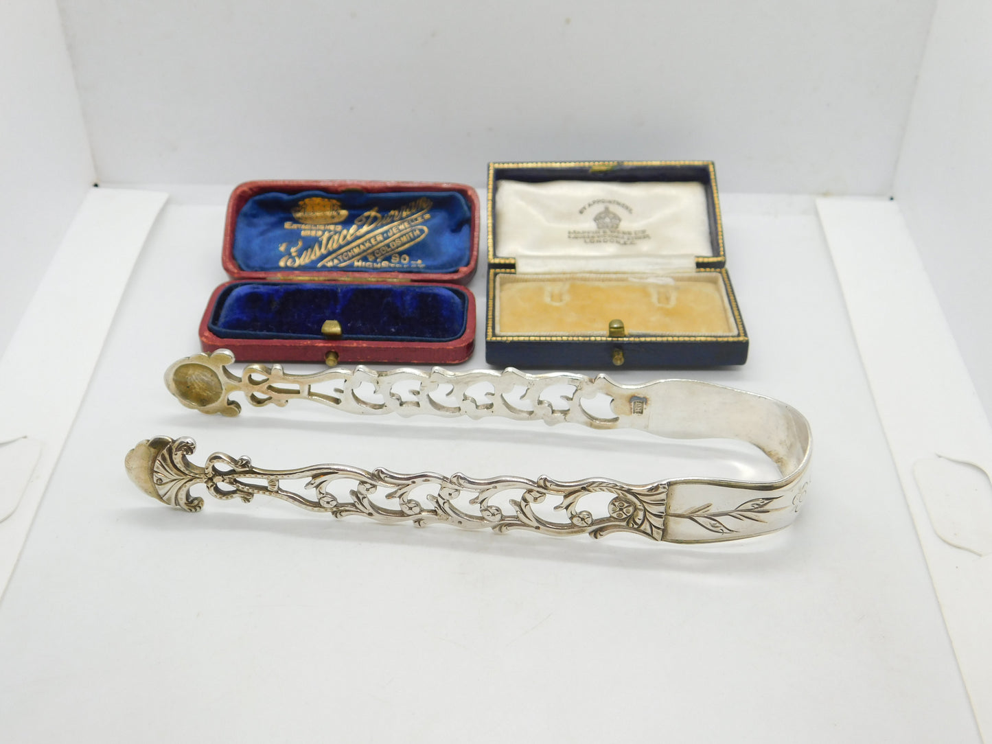 York Assay Georgian Sterling Silver Floral Sugar Tongs Robert Jones c1790