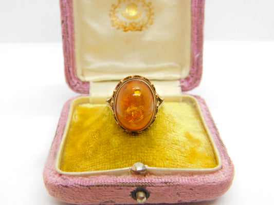 9ct Yellow Gold Cabochon Pressed Amber Signet Ring 1970 Birmingham Vintage