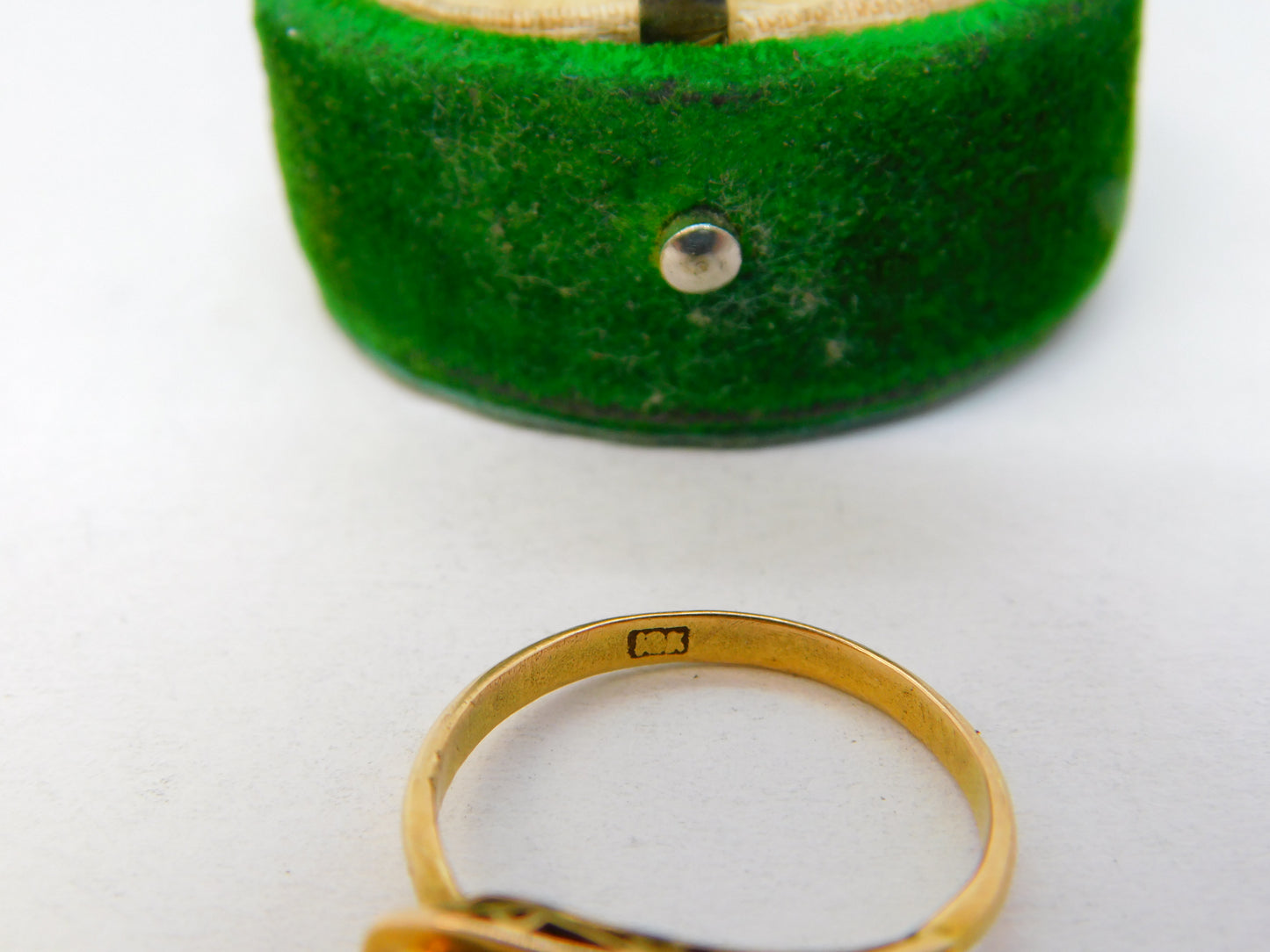 Victorian 18ct Yellow Gold & Graduating Sapphire Band Ring Antique c1900