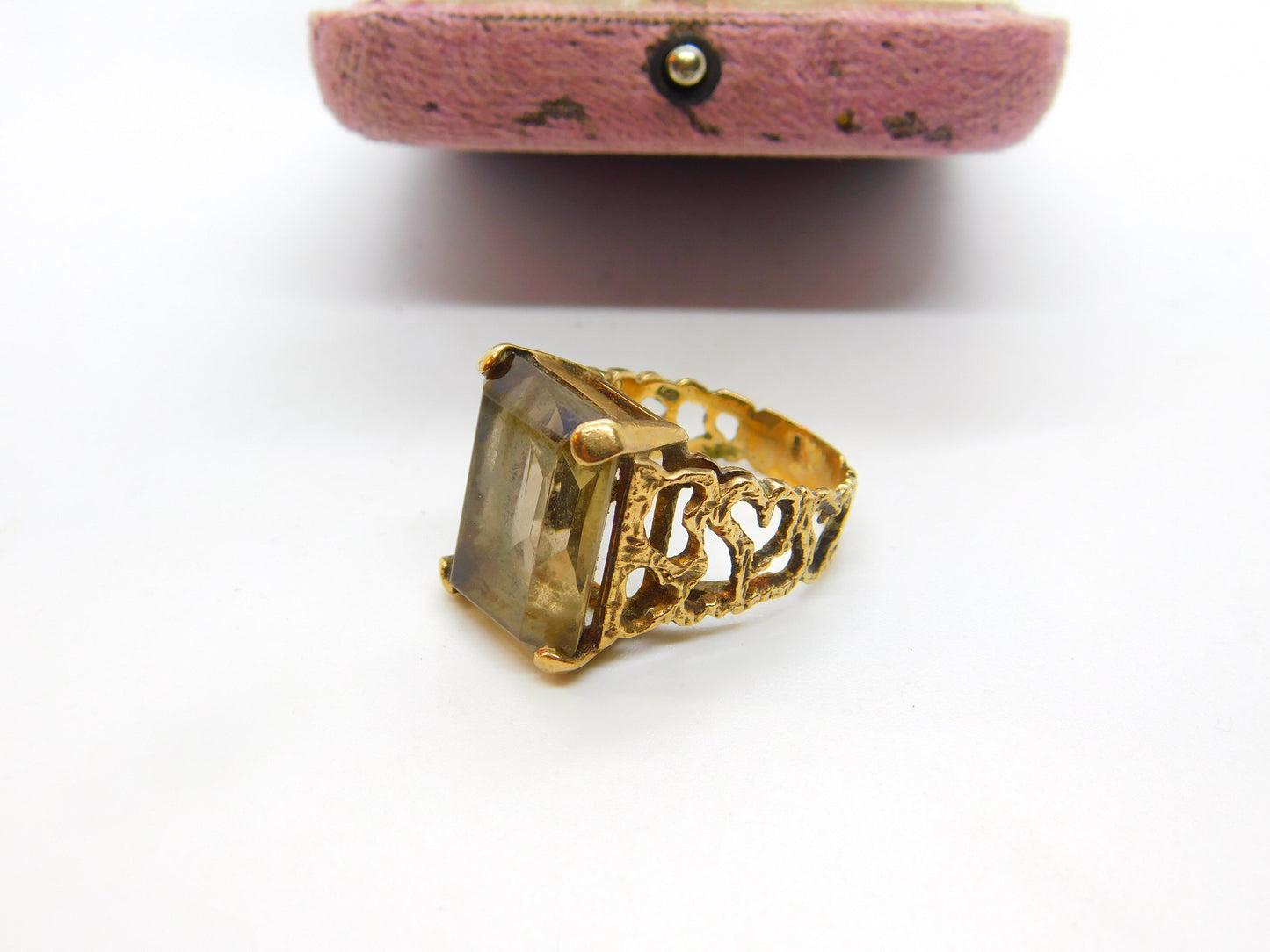 9ct Yellow Gold Textured Bark Pattern Smoky Quartz Cocktail Ring c1970 Vintage