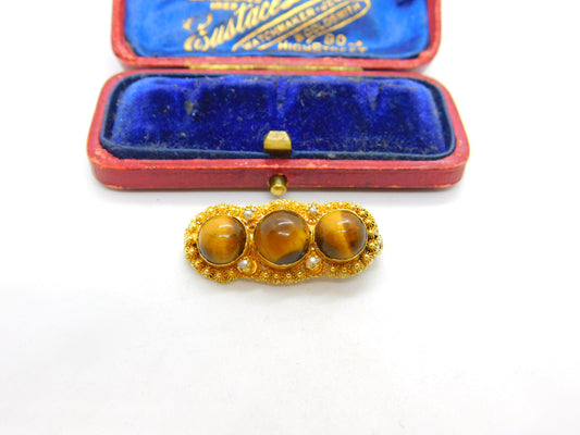 Victorian 22ct Gold Cannetille Tiger's Eye & Seed Pearl Sweetheart Brooch c1840