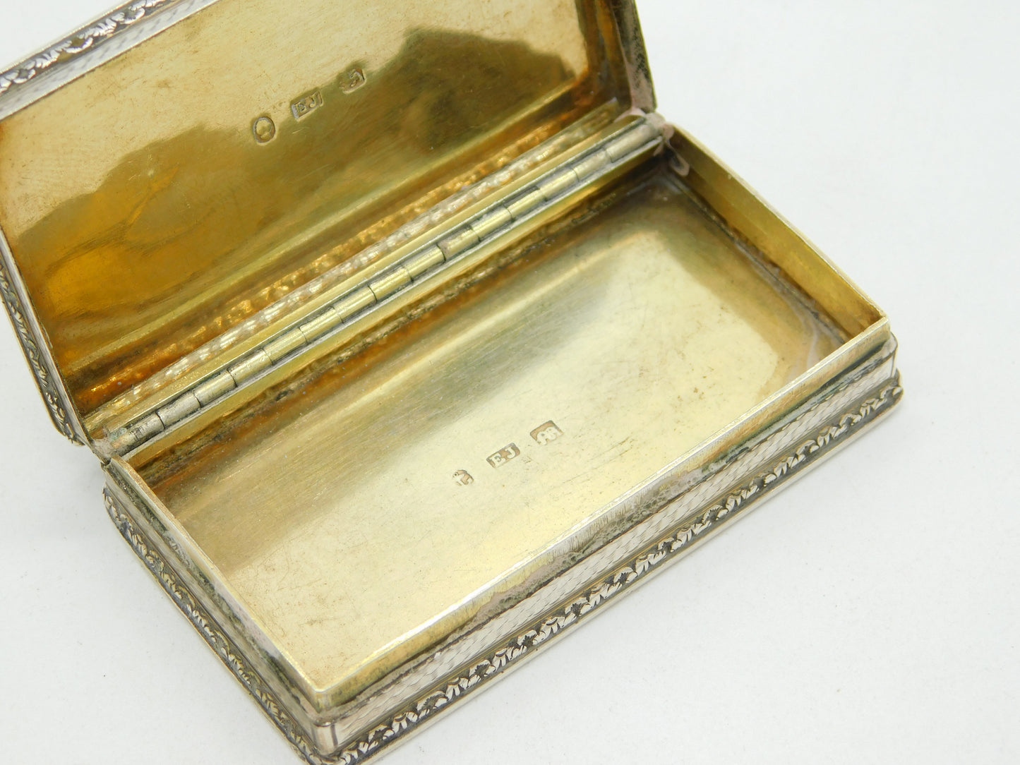 William IV Sterling Silver Engraved Snuff Box Antique 1835 Birmingham