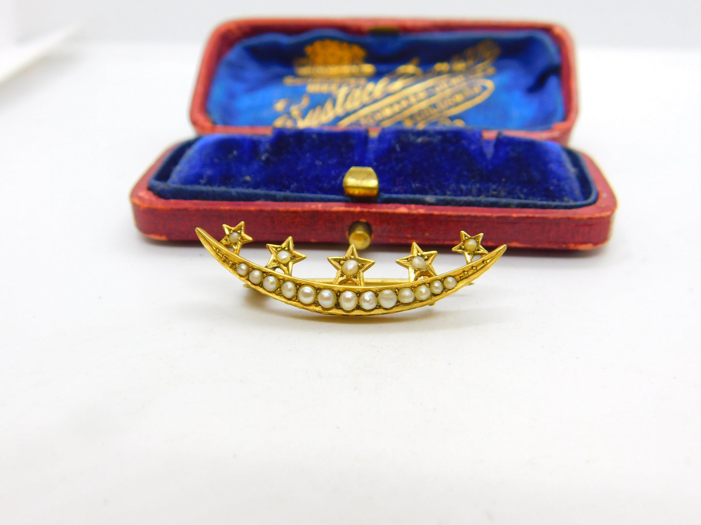 Victorian 15ct Gold Seed Pearl Set Crescent & Star Sweetheart Brooch c1860