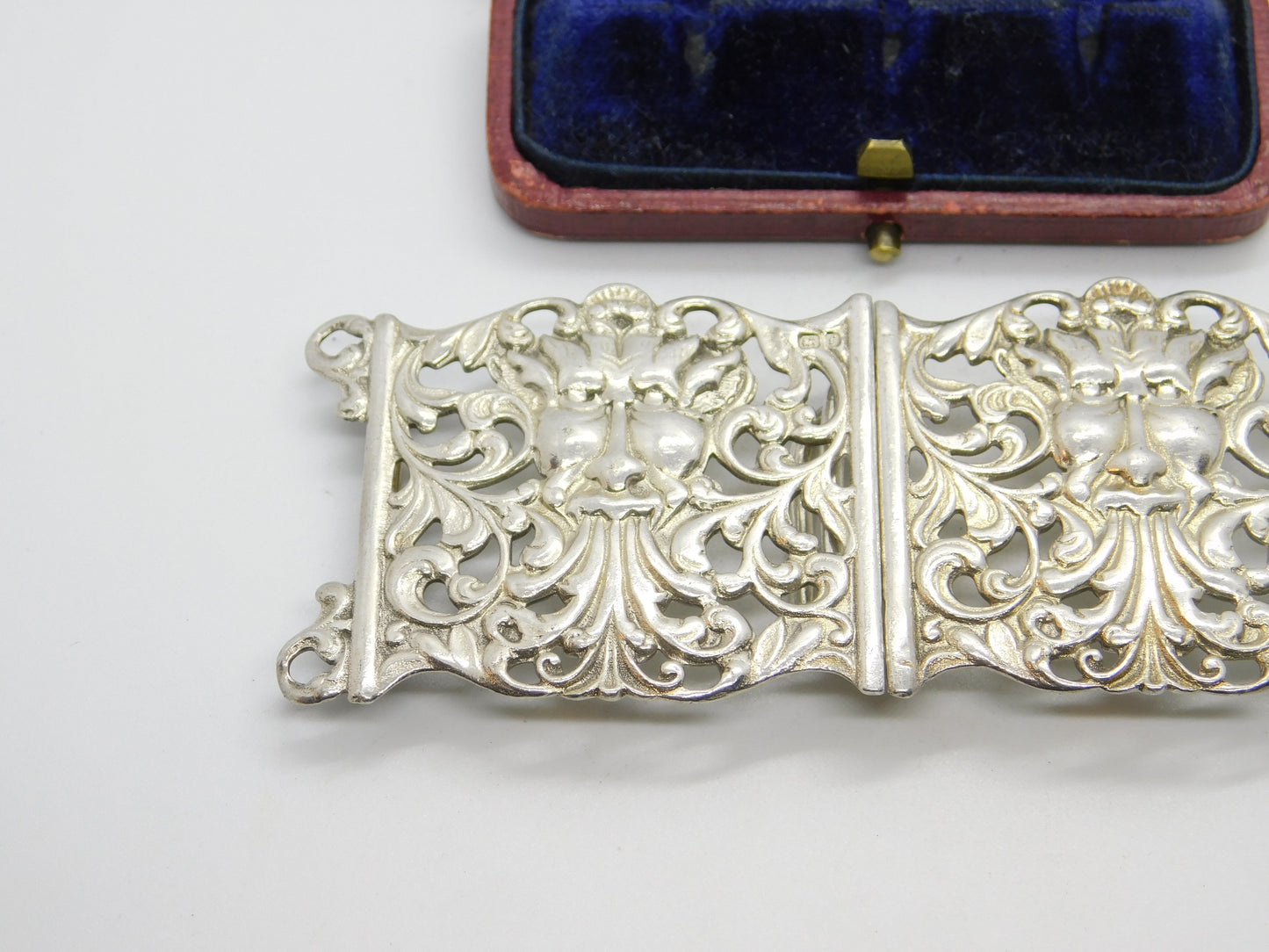 Edwardian Sterling Silver Nurses Buckle Green Man Pattern Antique 1905