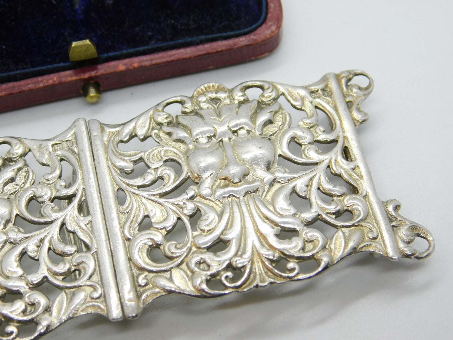 Edwardian Sterling Silver Nurses Buckle Green Man Pattern Antique 1905